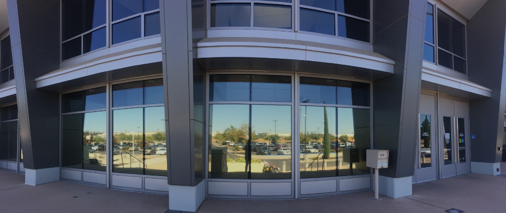 Office Window Tinting vs. Blinds: Which Is Better?