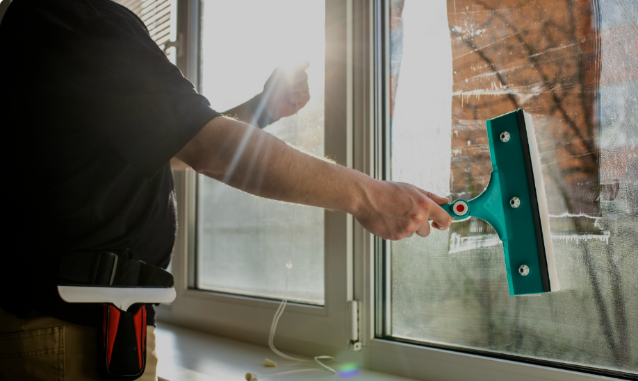 How to Resolve Peeling or Bubbling in Tinted Windows